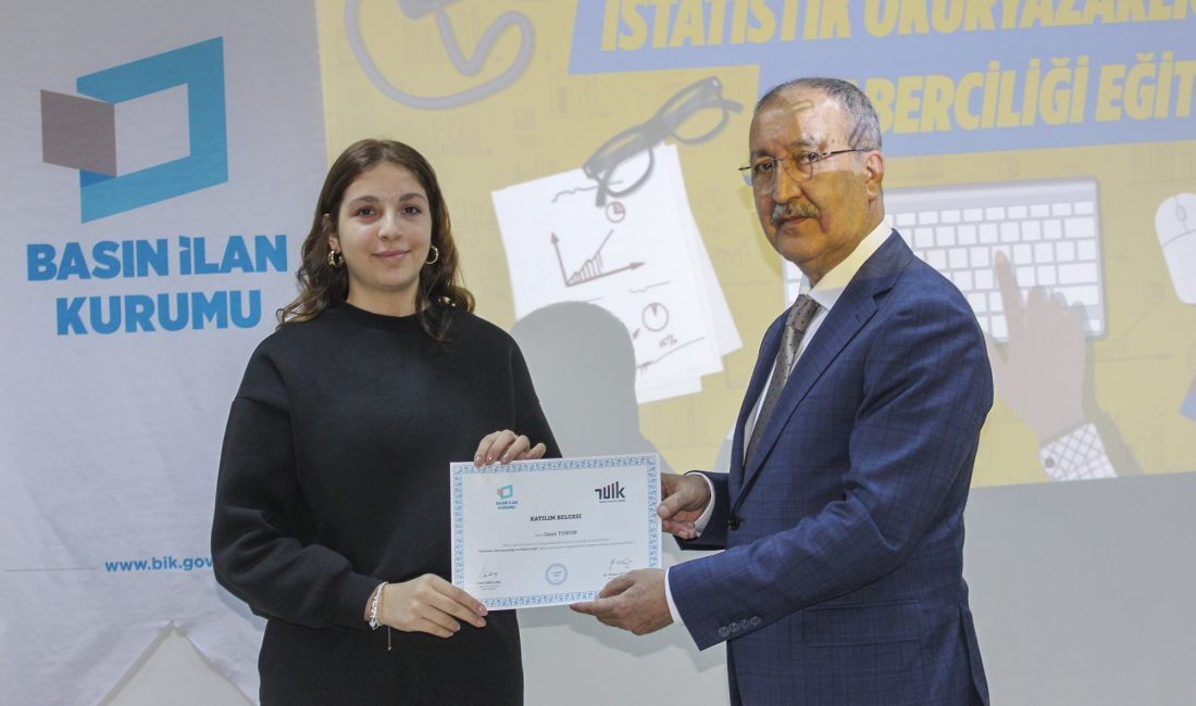 Konya’da ‘İstatistik Okuryazarlığı ve Haberciliği’ eğitim programı sertifika törenine katılan