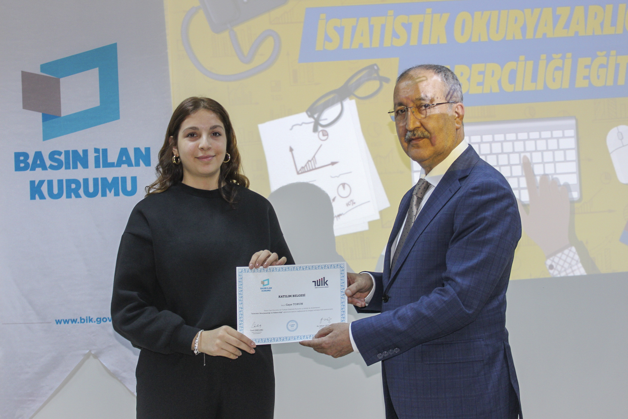 Konya’da ‘İstatistik Okuryazarlığı ve Haberciliği’ eğitim programı sertifika törenine katılan