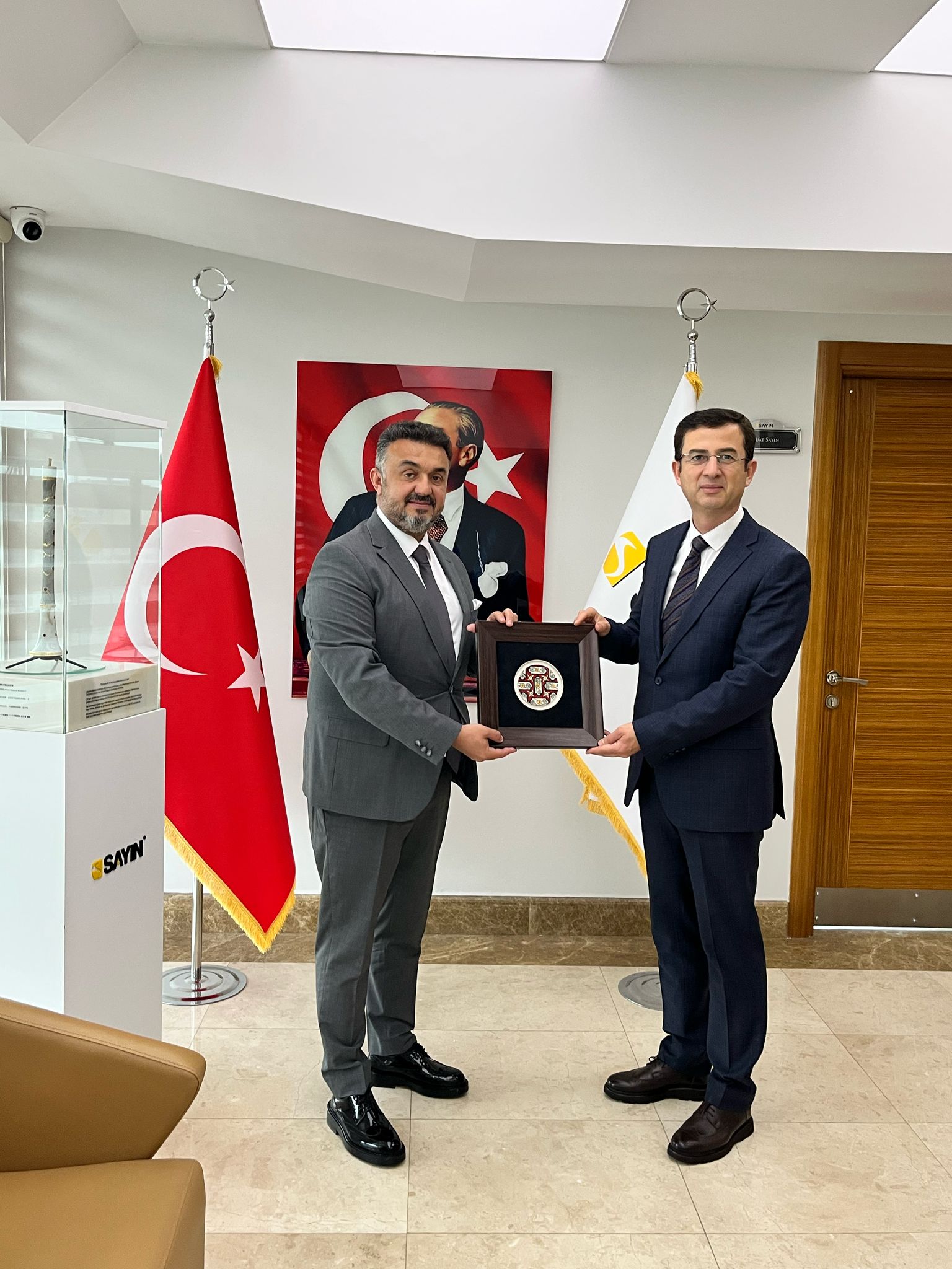 Çevre ve Şehircilik Afyonkarahisar İl Müdürü Merih Karayol, Sayın A.Ş.