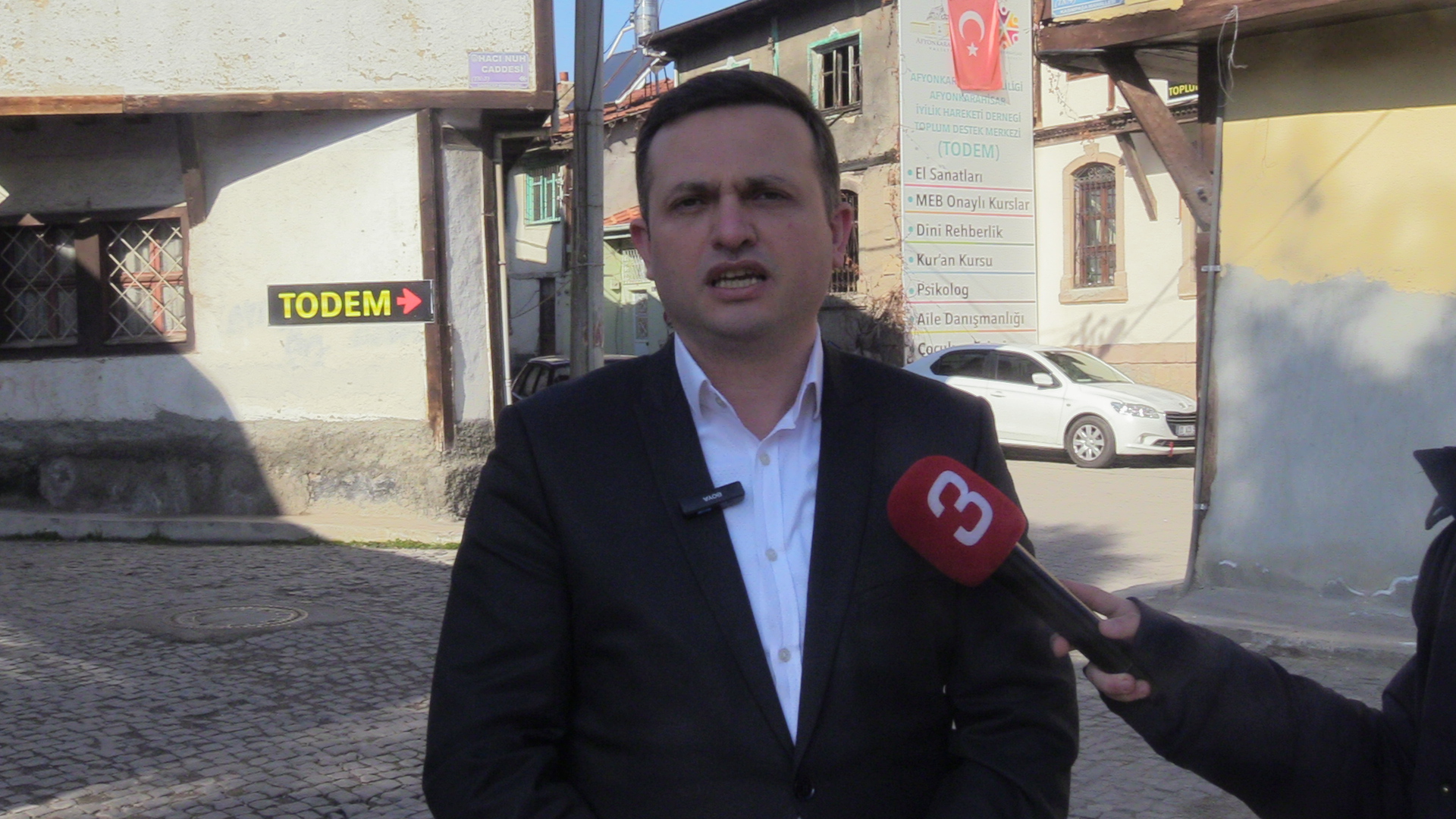 Afyonkarahisar, her sokağından tarih fışkıran bir şehir. Böyle olunca bazı