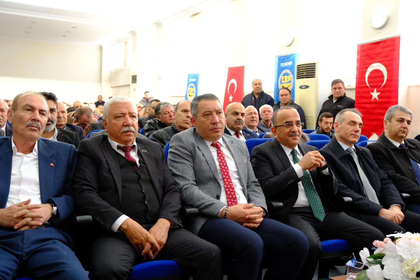 Dinar Belediye Başkanı Veysel Topçu Isparta Esnaf ve Sanatkârlar Kredi