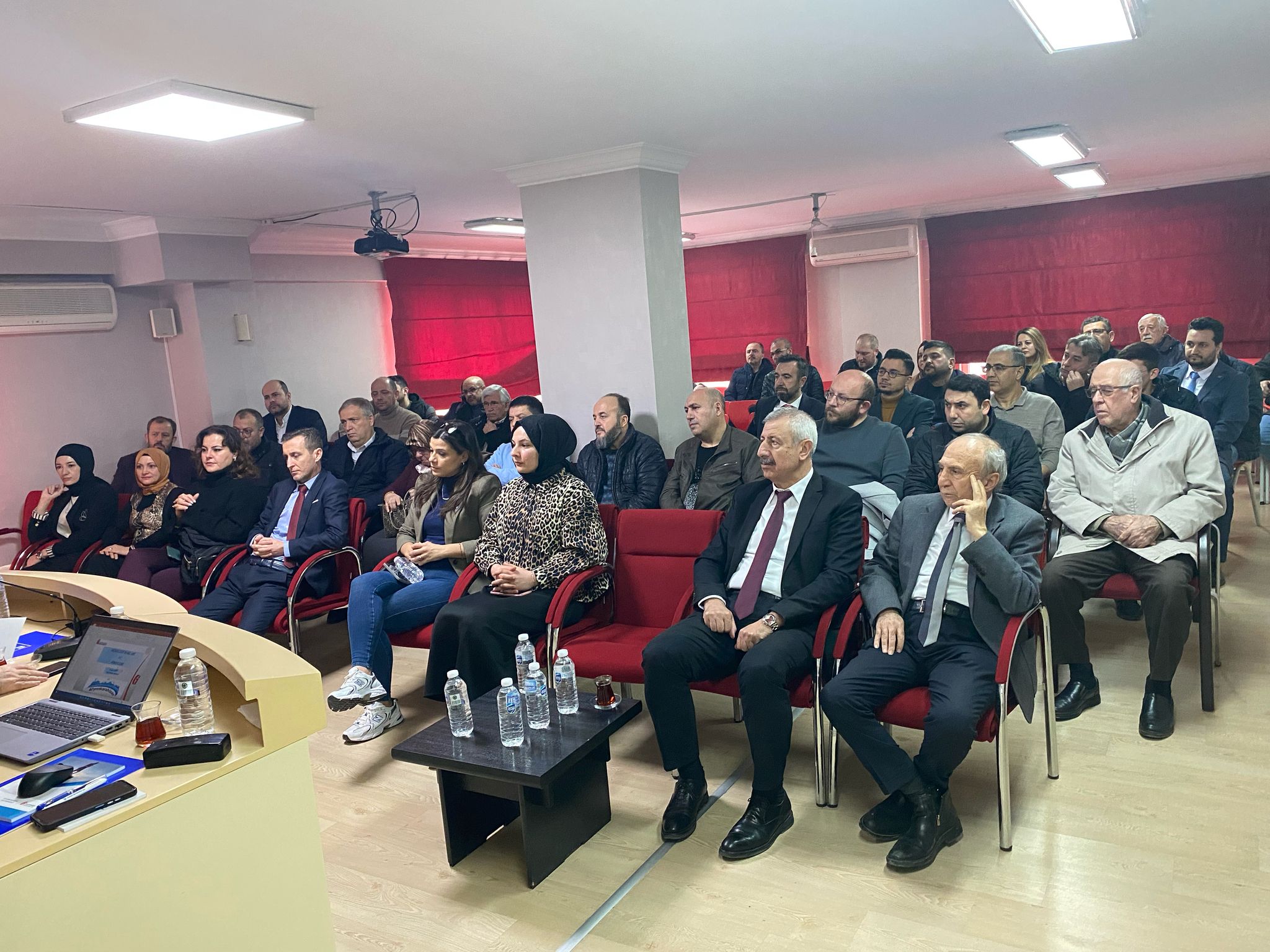 Afyonkarahisar Defterdarlığı’nca Afyonkarahisar Serbest Muhasebeci Mali Müşavirler Odası (SMMMO) üyelerine