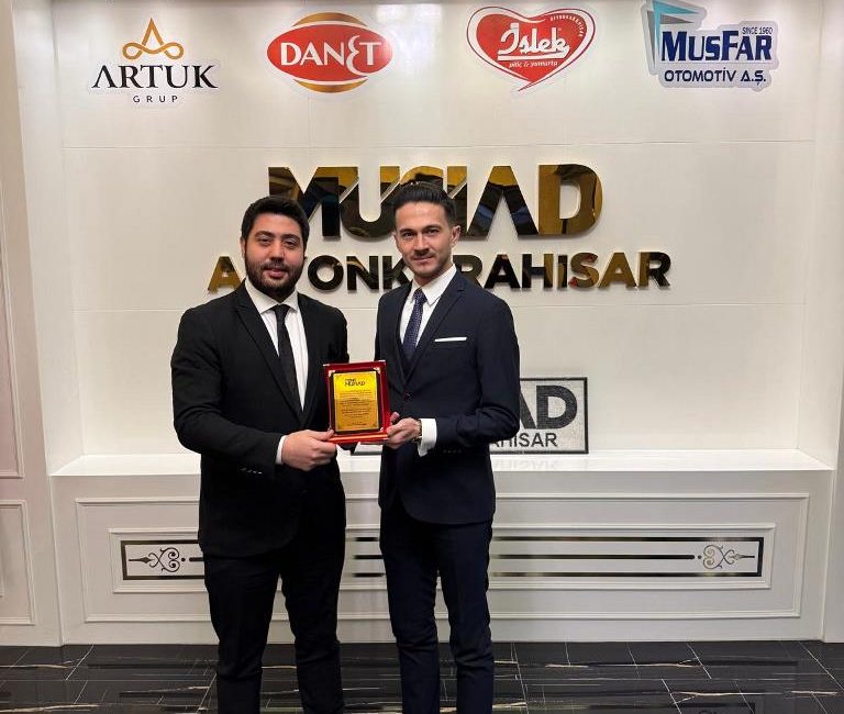 
Genç MÜSİAD Afyonkarahisar Şube Başkanı Mehmet Karakol, başkanlık görevini Av.