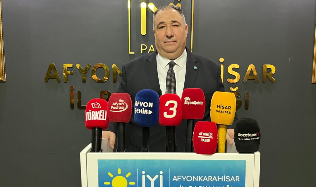 İYİ Parti Afyonkarahisar İl Başkanı Muhammet Mısırlıoğlu, terörist başı Abdullah