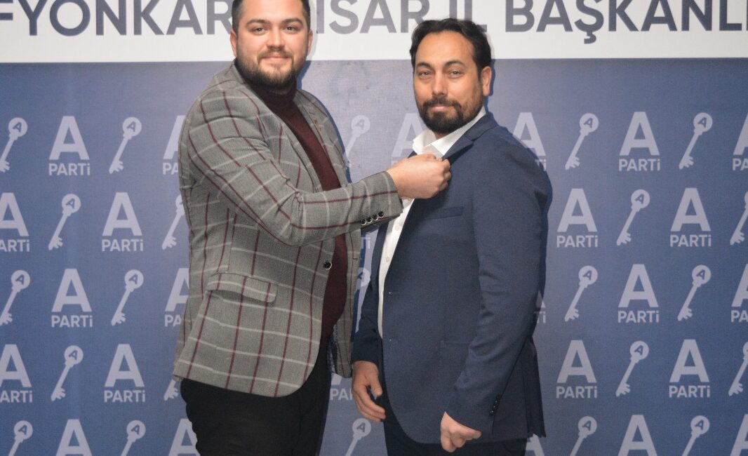 Anahtar Parti Merkez İlçe Başkanlığı görevine Mehmet Korkmaz atandı. Yeni