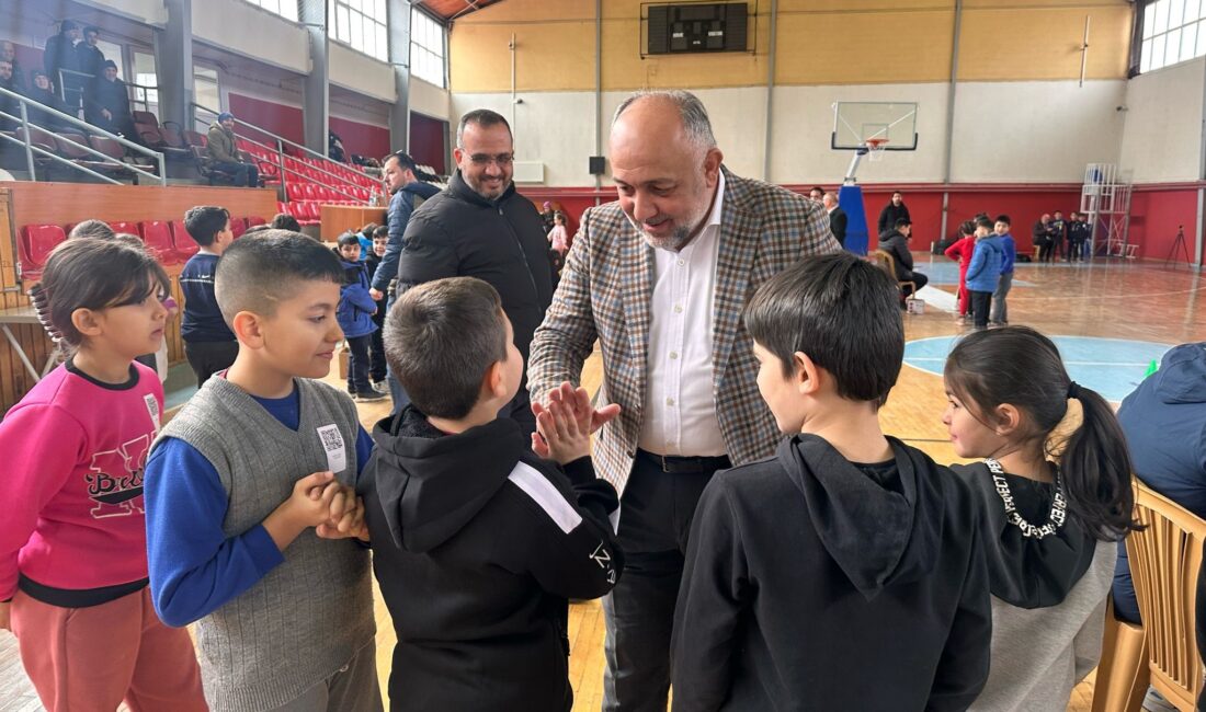Afyonkarahisar’ın Sandıklı ilçesinde, geleceğin sporcularını keşfetmek amacıyla düzenlenen yetenek taraması