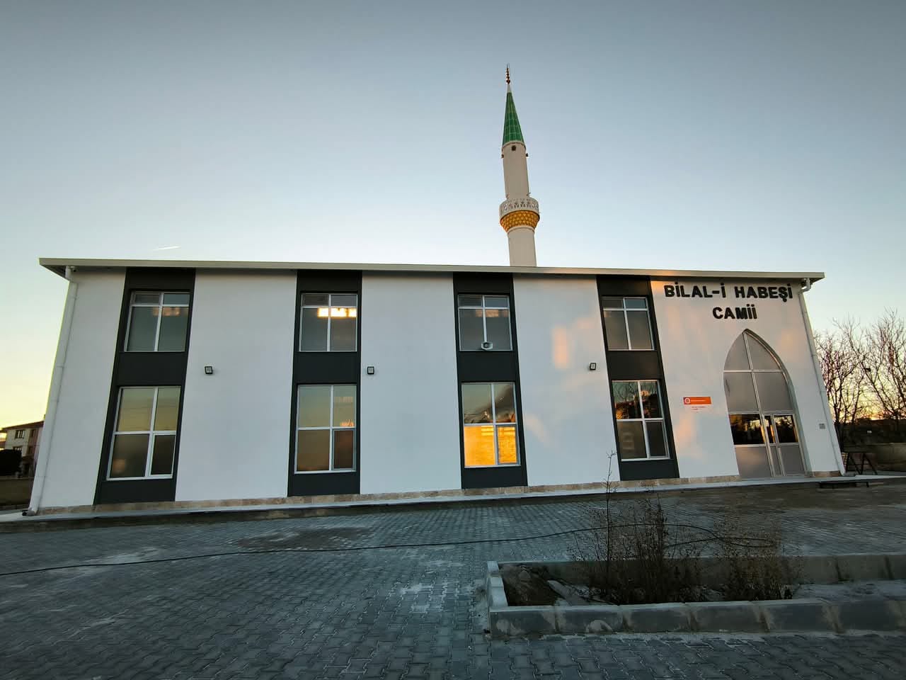 Afyonkarahisar’ın İscehisar ilçesinde Fatih Mahallesi Azeri sokakta bulunan, yapımına 2022