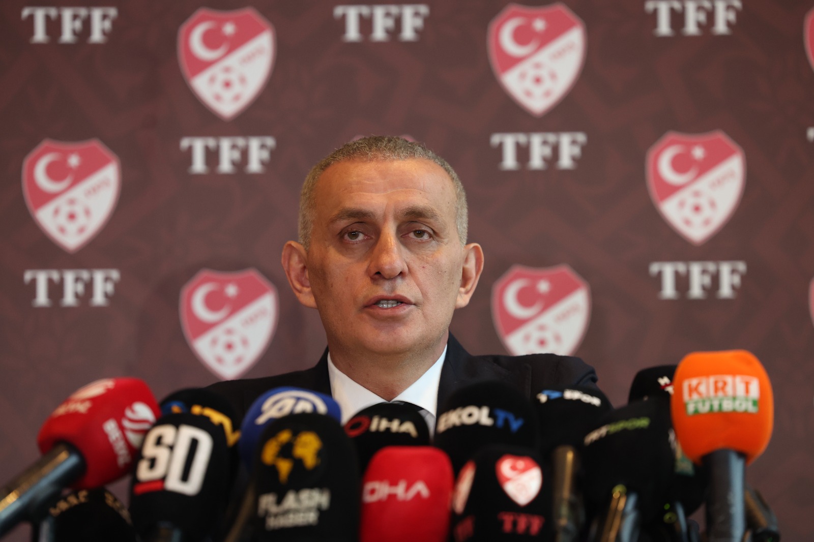 Türkiye Futbol Federasyonu Başkanı İbrahim Ethem Hacıosmanoğlu gündemdeki gelişmelere ilişkin