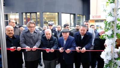 Dinar Belediye Başkanı Veysel Topçu, İlçe Müftülüğü tarafından Ünal Kılıç