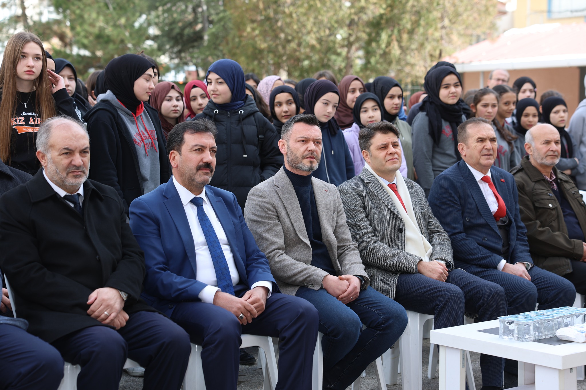 Sandıklı Kız Anadolu İmam Hatip Lisesi’nde görev yapan merhum öğretmen