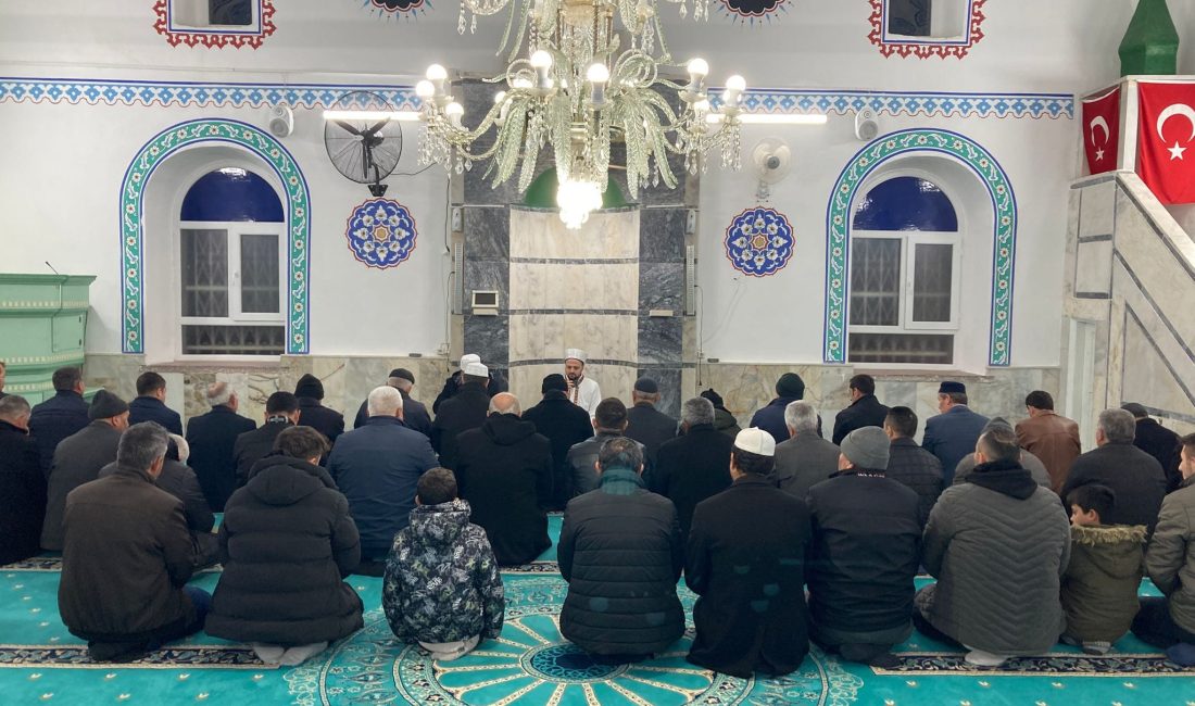   Afyonkarahisar İl Müftülüğü, her hafta Cuma günleri farklı bir