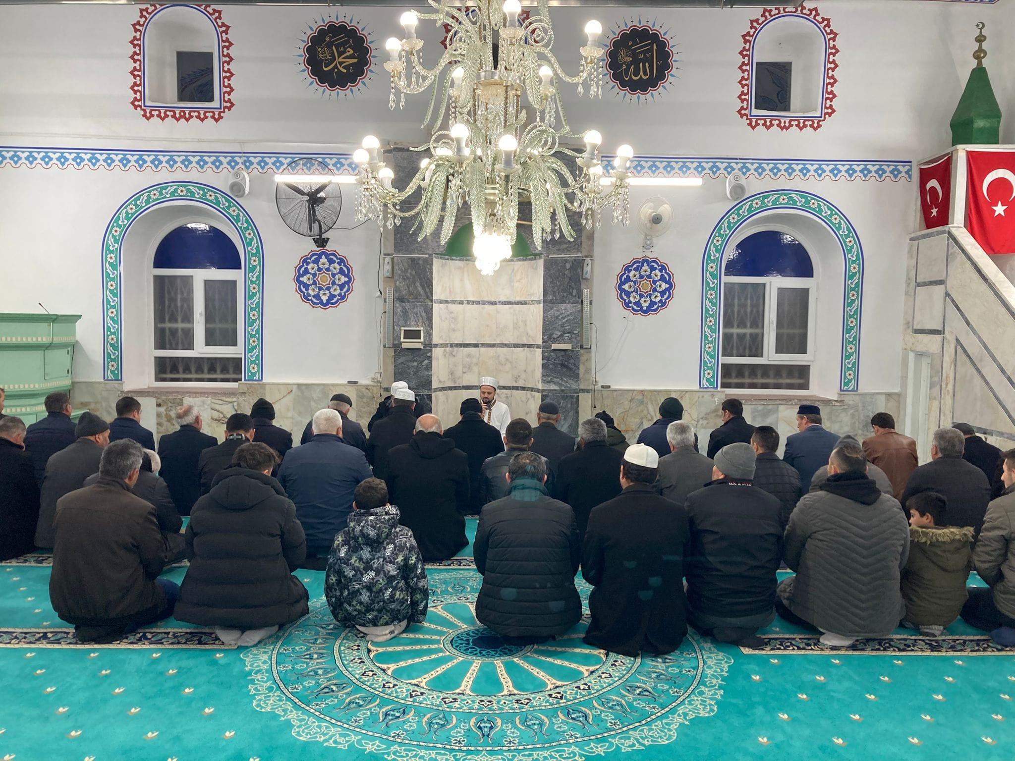   Afyonkarahisar İl Müftülüğü, her hafta Cuma günleri farklı bir