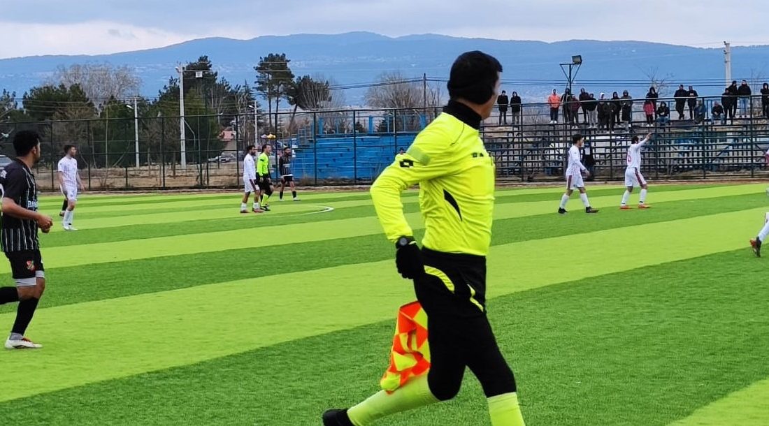 Dinar Belediye Spor Kulübü, Play-Off Grubu’ndaki 3. maçında Evciler Belediye