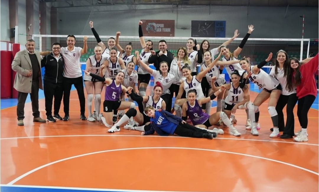 Türkiye Voleybol Federasyonu (TVF) Kadınlar 2’nci Lig 10’uncu Grup’unda 2’nci