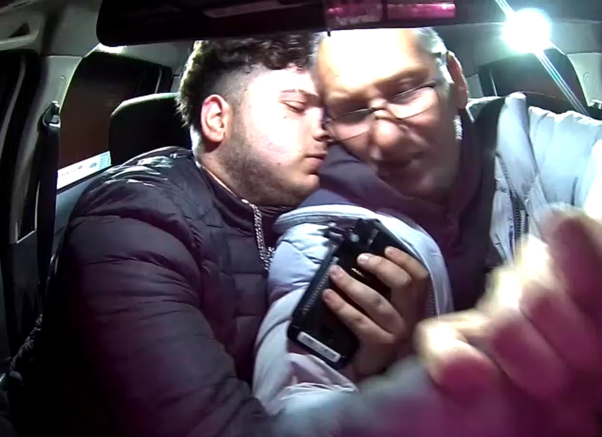 Manisa'da aracına bindiği taksiciye gasp etmek amacıyla bıçakla saldırıda bulunan