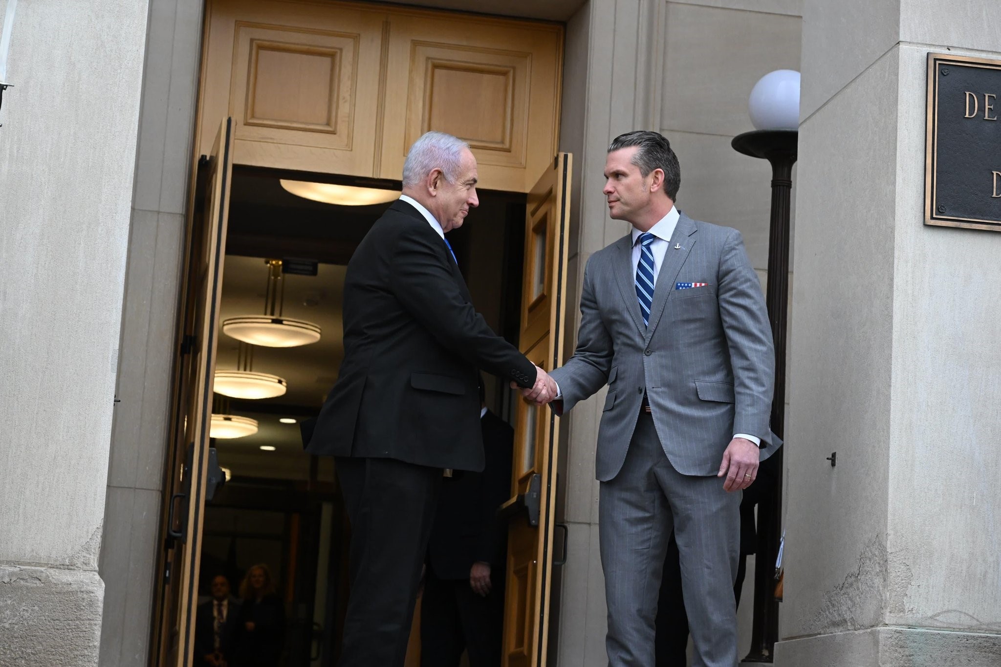 Savunma Bakanı Pete Hegseth, Başkan Donald Trump’ın Gazze konusunda “alışılmışın