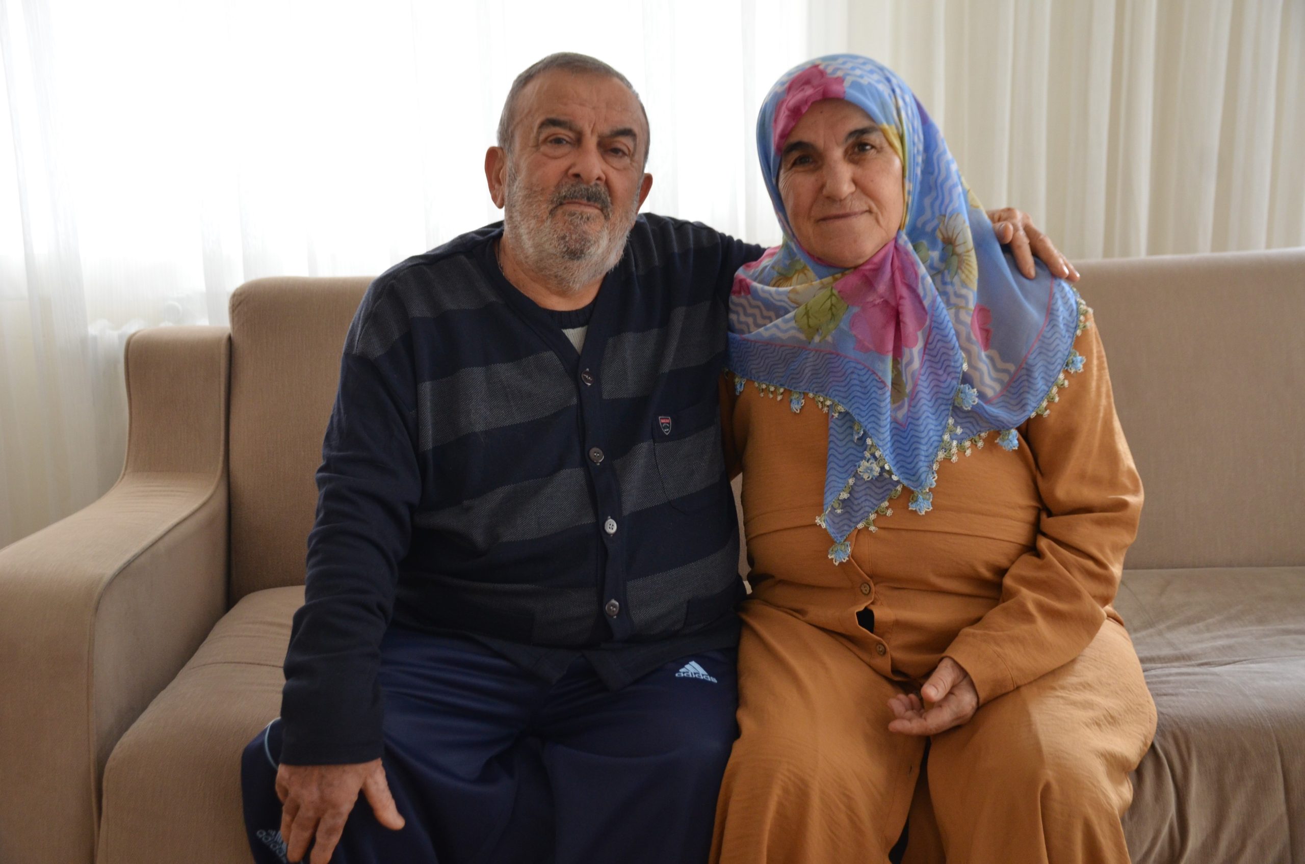 6 Şubat Kahramanmaraş depremlerinde 8 dükkan ve 8 evini kaybeden ve