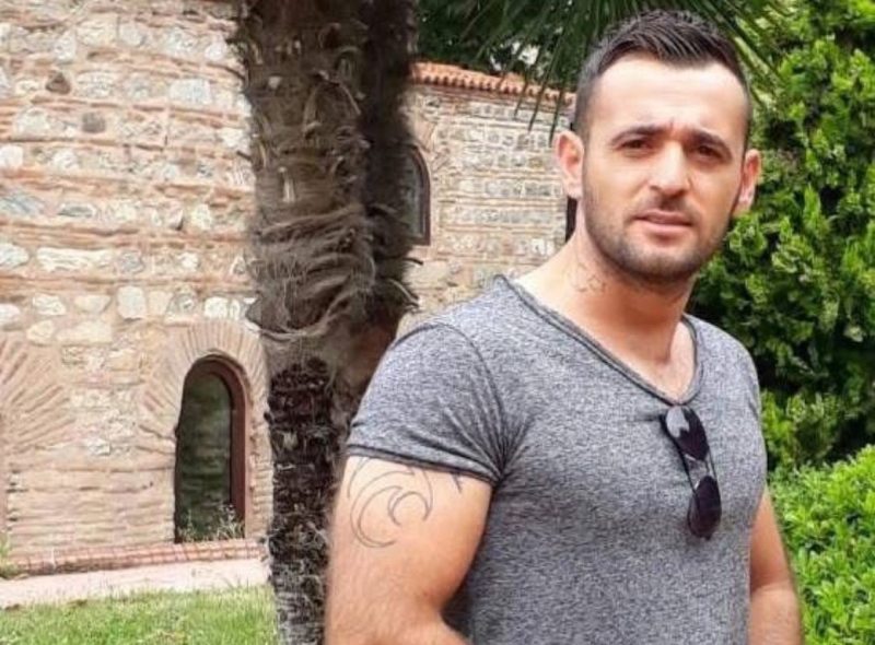 Bursa’nın İznik ilçesinde sanayi sitesindeki dükkanda bir genç ölü bulundu.