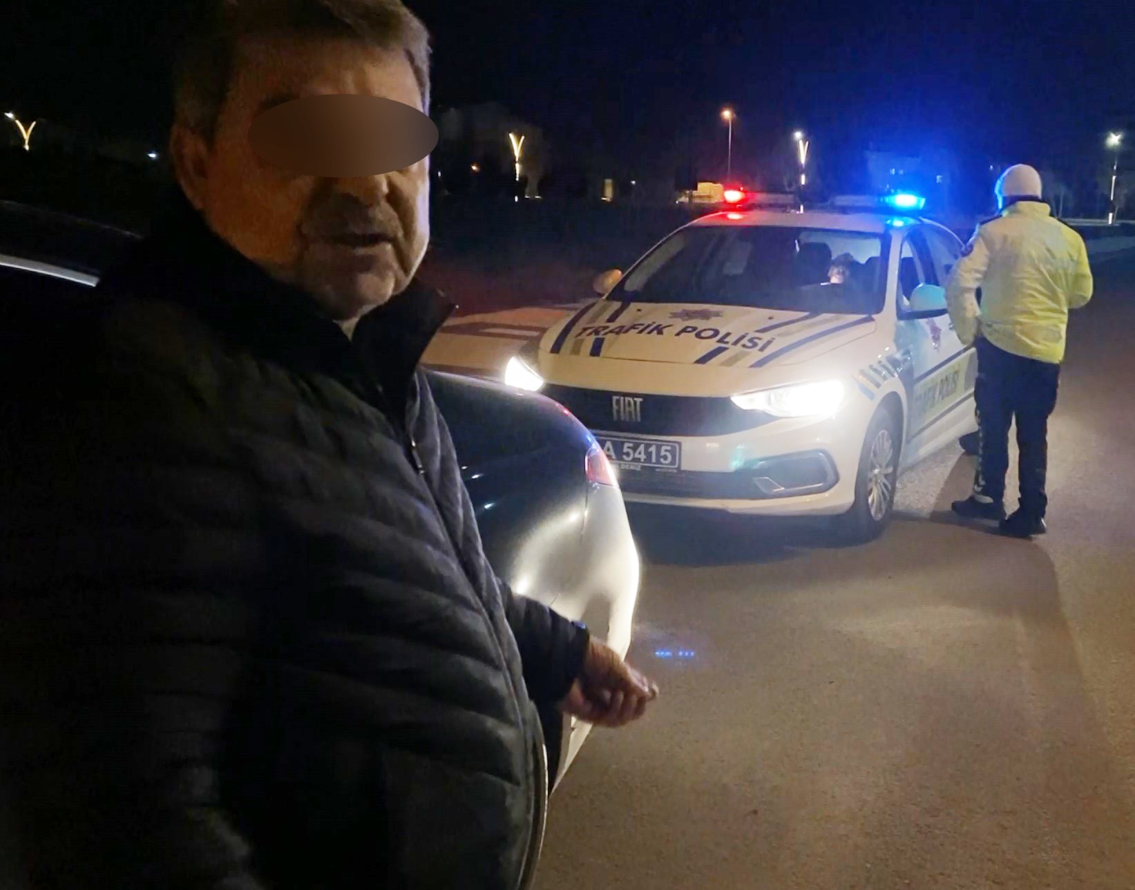 Aksaray’da ters yola girip “dur” ihtarına uymayıp polisin önünü kesmesiyle