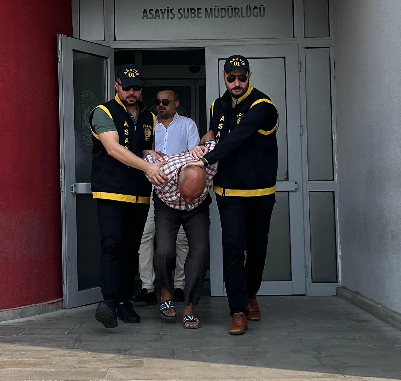 Adana’da 26 yıl önce 9 yaşındaki kız çocuğuna tecavüz edip