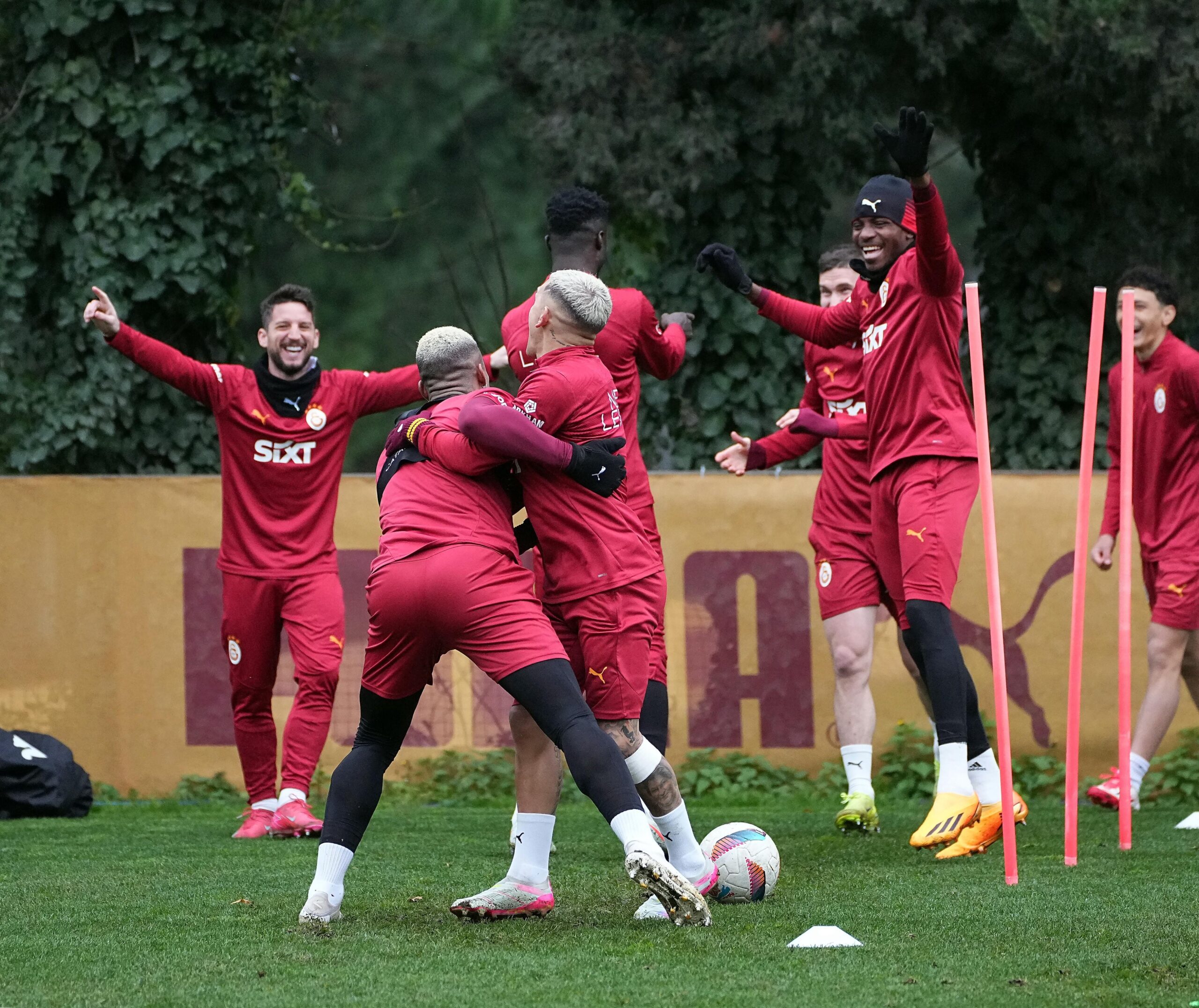 Galatasaray, Trendyol Süper Lig’in 24. haftasında Çaykur Rizespor ile deplasmanda