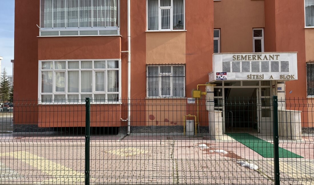 Konya'nın Çumra ilçesinde dünürler arasında çıkan silahlı kavgada kayınpederin tabancayla