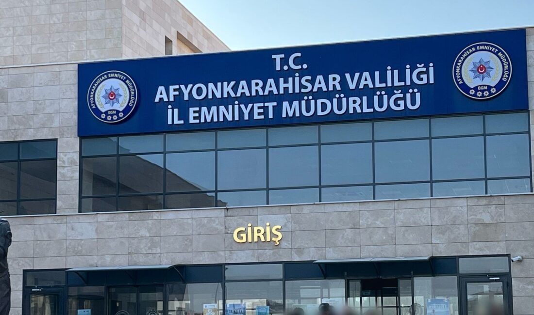Afyonkarahisar’da, icra dosyasını kapatma vaadiyle 130 bin TL dolandırıcılık yapan