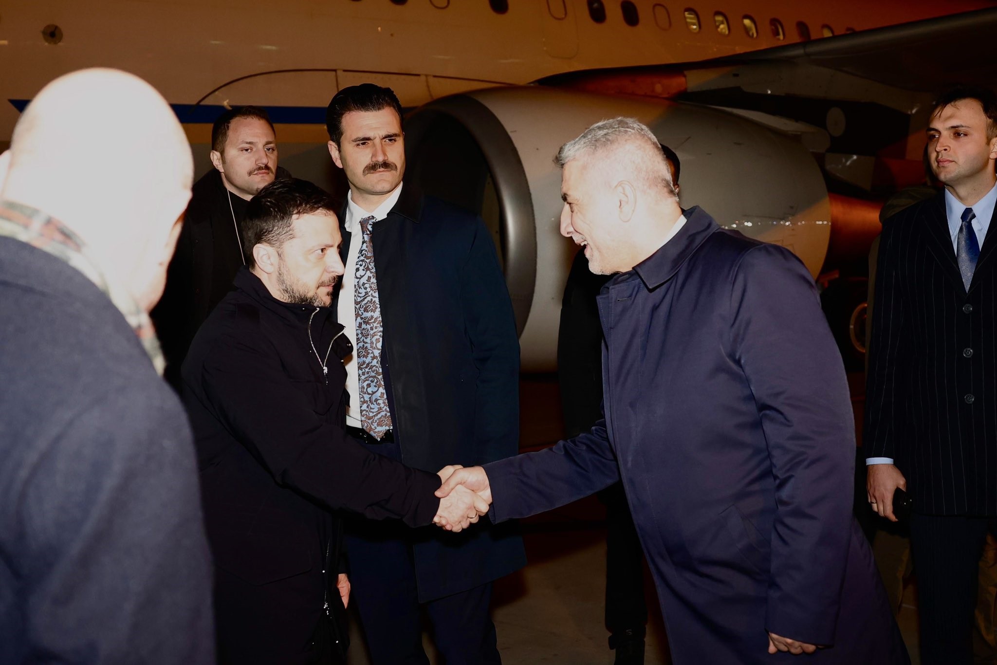 Ukrayna Devlet Başkanı Volodimir Zelenskiy, resmi ziyaret için Ankara’ya geldi.