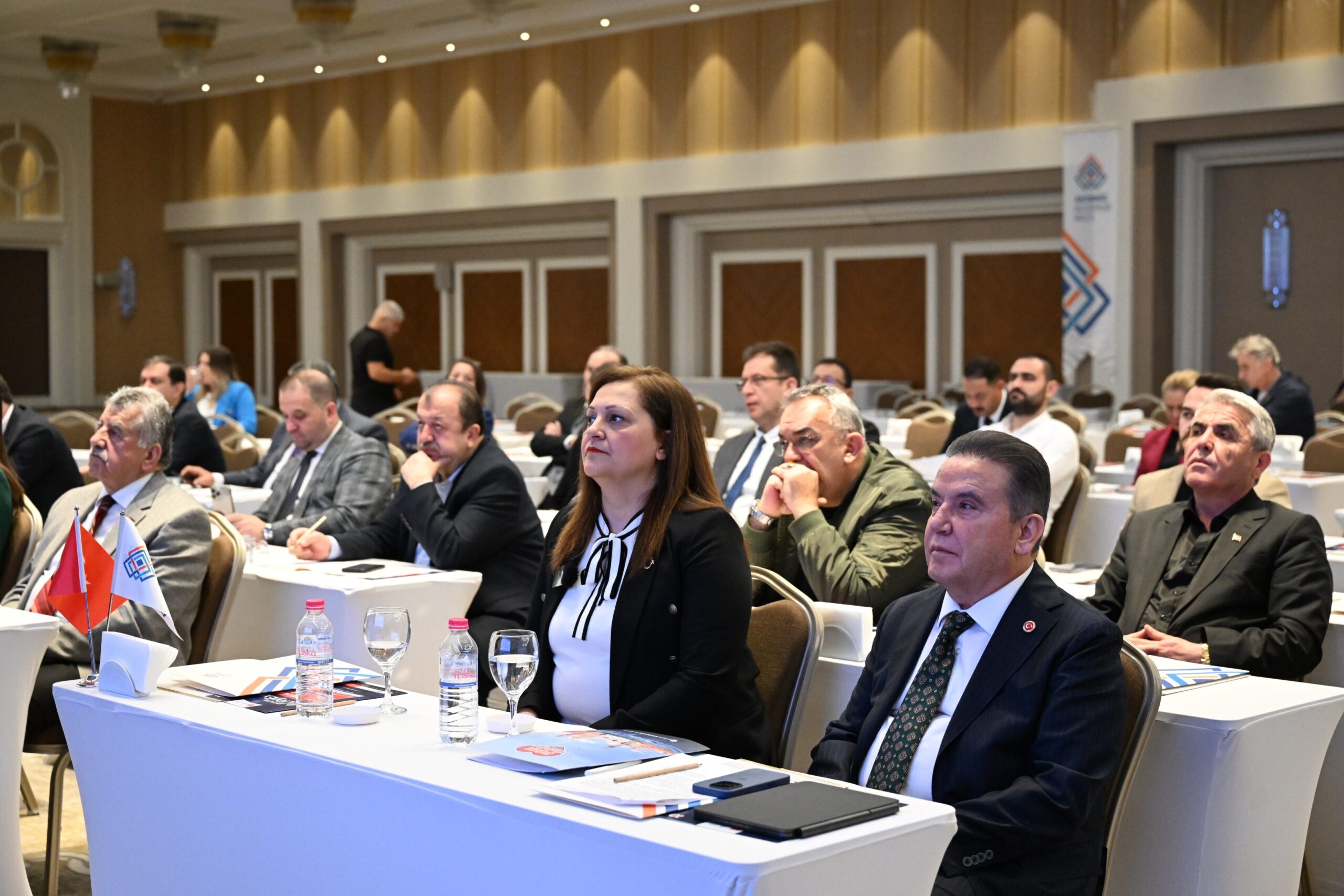 Antalya Büyükşehir Belediye Başkanı ve Akdeniz Belediyeler Birliği Başkanı Muhittin