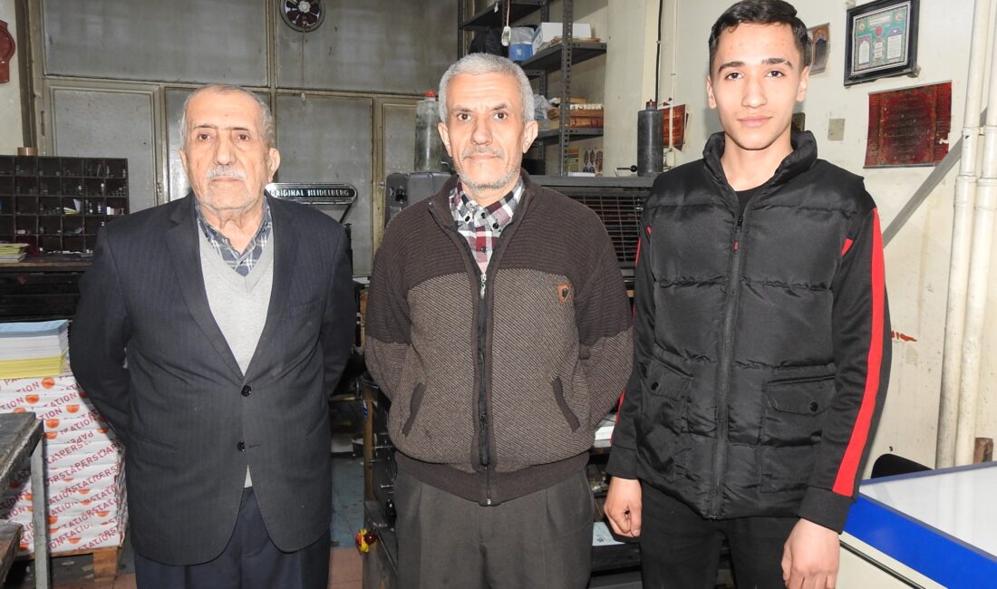 Gaziantep'te baba, oğul ve torun olarak üç kuşak bir arada