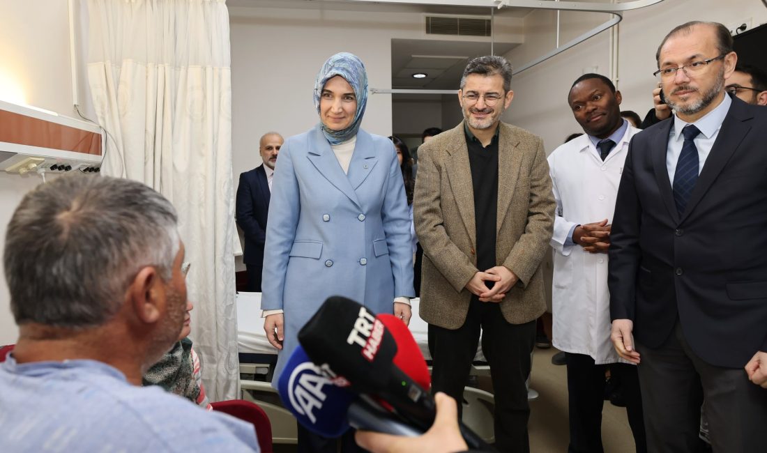 Afyonkarahisar Valisi Doç. Dr. Kübra Güran Yiğitbaşı ve eşi Dr.