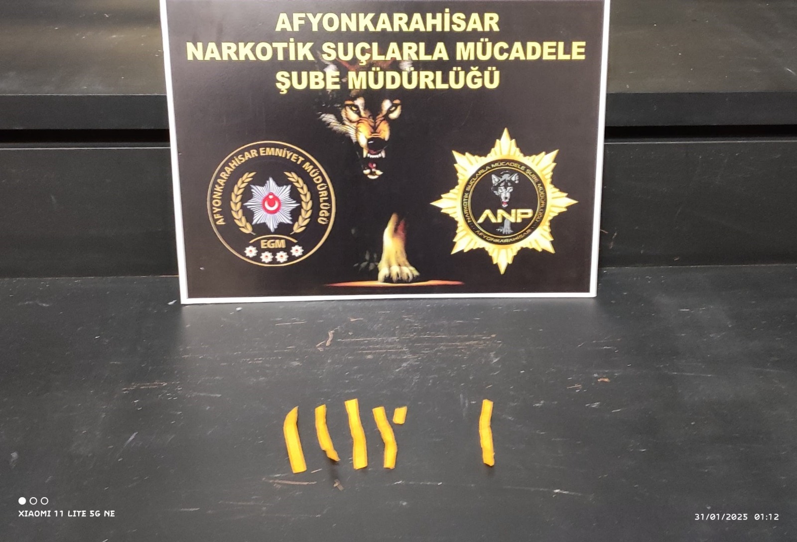 Afyonkarahisar İl Emniyet Müdürlüğü’nden Uyuşturucu Ticareti Operasyonu: 15 Adet Uyuşturucu