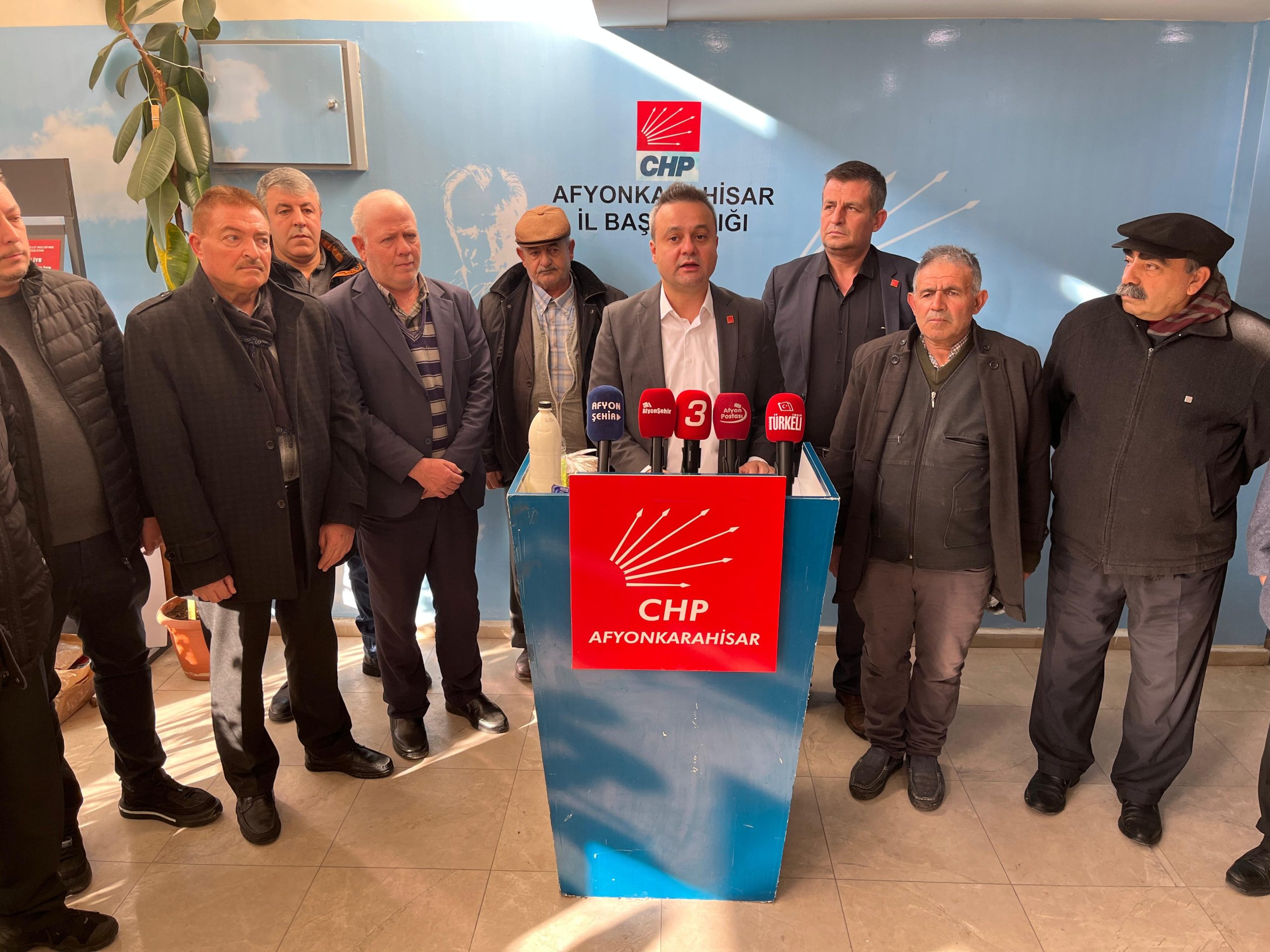 Cumhuriyet Halk Partisi (CHP) Afyonkarahisar İl Başkanlığı tarafından düzenlenen basın