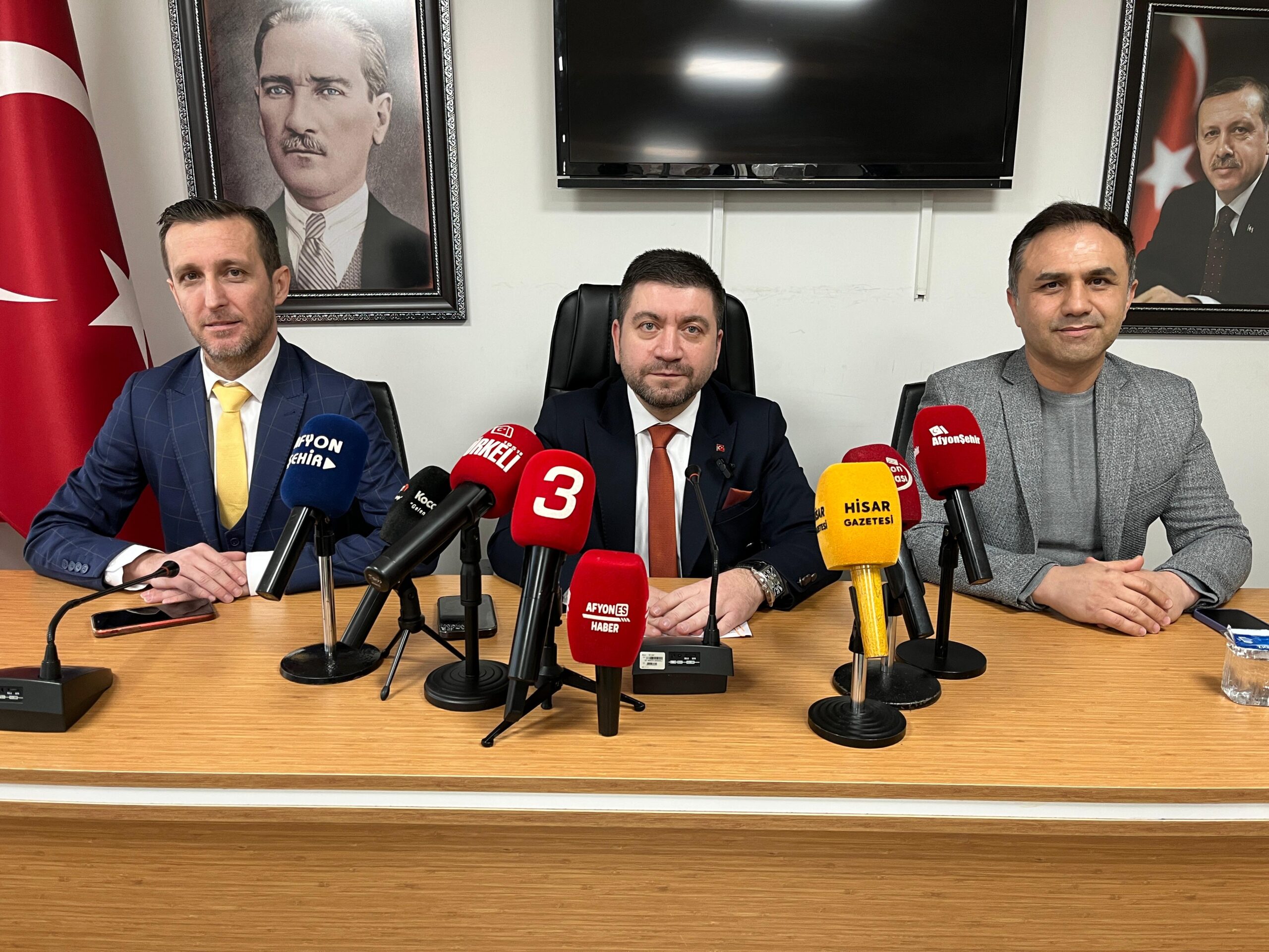 AK Partili isimlerin gündeme getirdiği Afyonkarahisar Belediyesi'nin arsa satışı yaptığı