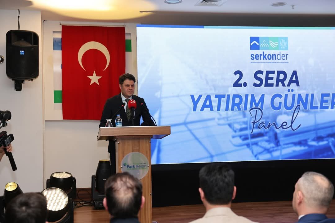 AFYONKARAHİSAR (AA) – Afyonkarahisar'ın Sandıklı ilçesinde "2. Sera Yatırım Günleri"
