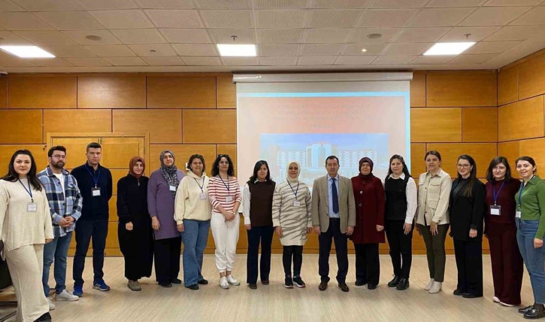 Afyonkarahisar Devlet Hastanesi’nde “4. Ameliyathane Hemşireliği Eğitim Programı” başladı. Programın