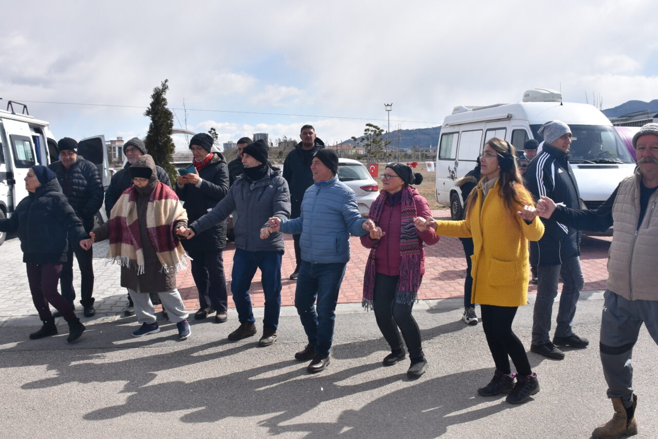 AFYONKARAHİSAR (AA) – Afyonkarahisar'da düzenlenen "3. KaravanFest", çeşitli yarışmalar ve