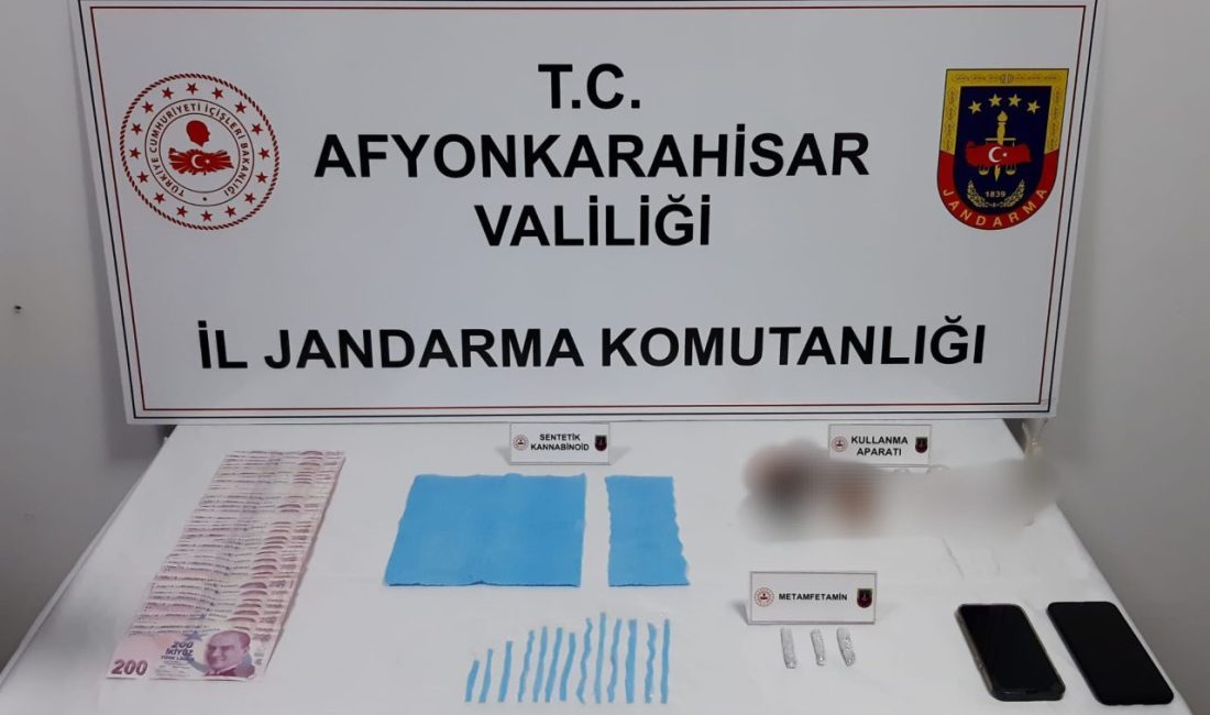 AFYONKARAHİSAR (AA) – Afyonkarahisar'da düzenlenen uyuşturucu operasyonunda 5 zanlı gözaltına