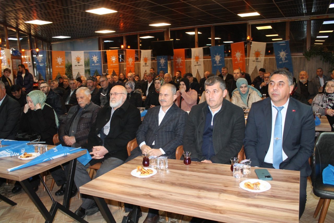 AFYONKARAHİSAR (AA) – AK Parti Çay İlçe Danışma Meclis toplantısı