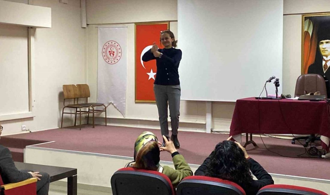 Hatay’dan 6 Şubat depreminin ardından Eskişehir’e gelen işaret dili öğretmeni