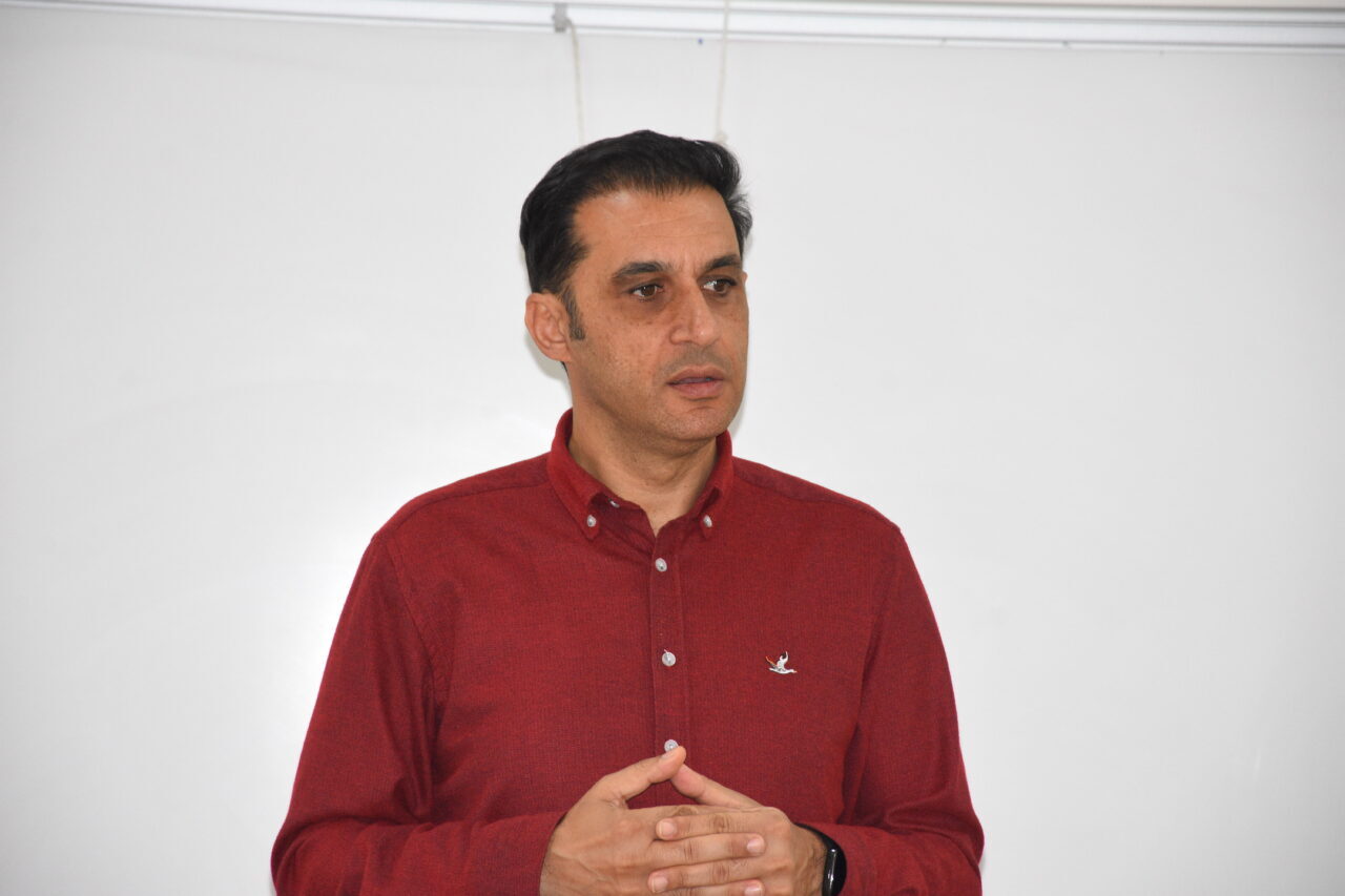 - Afyon Kocatepe Üniversitesi Öğretim Üyesi Doç. Dr. Ali Fikret