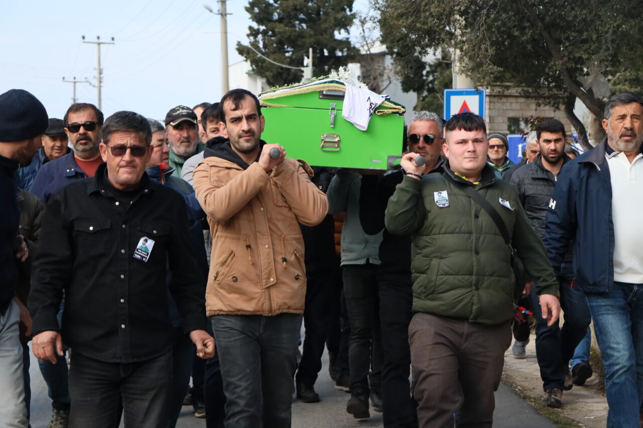 Bodrumlular, her fırsatta trafik kurallarına dikkati çeken 35 yaşındaki engelli