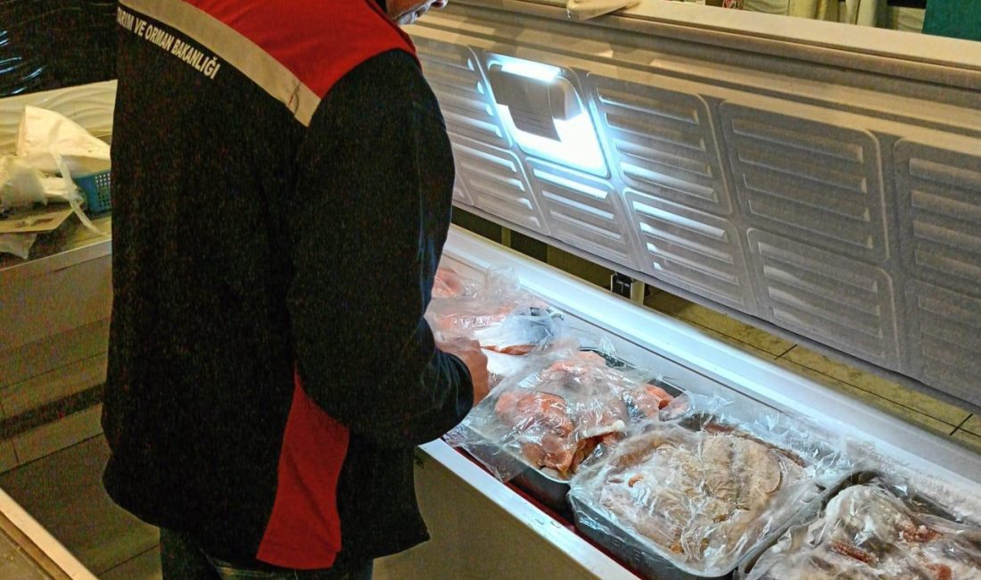 İzmir’in Konak ilçesinde kaçak ve bozuk 2,8 ton kırmızı et
