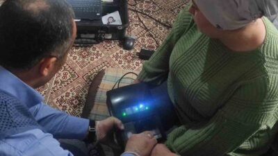 Afyonkarahisar’ın Bayat ilçesinde kimlik kartlarını yenileyemeyen hasta ve bakıma muhtaç