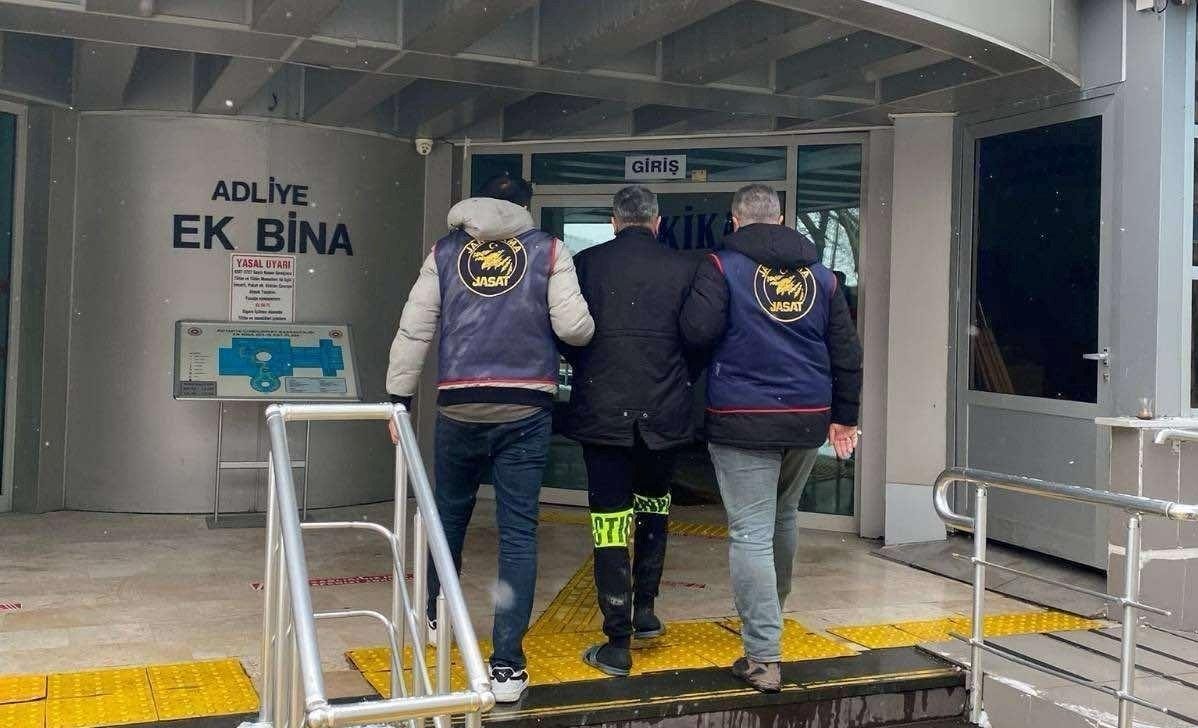 Hatay’ın İskenderun ilçesinde, “kasten öldürme” suçundan 3 yıldır aranan ve