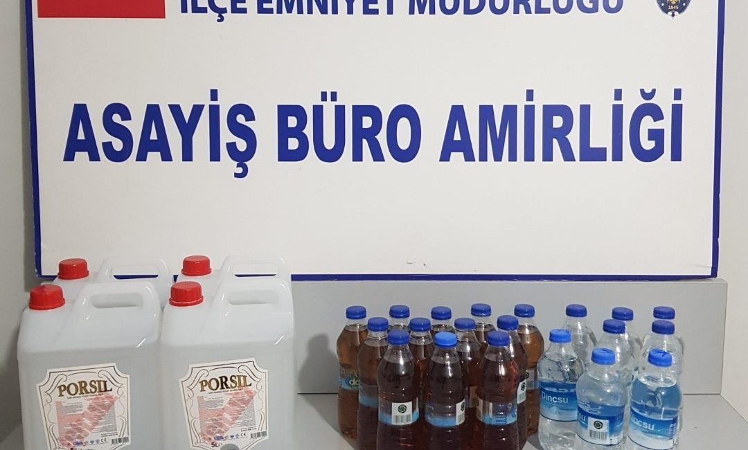 Kütahya’nın Tavşanlı ilçesinde, sahte içki üretip, sattığı iddia edilen bir