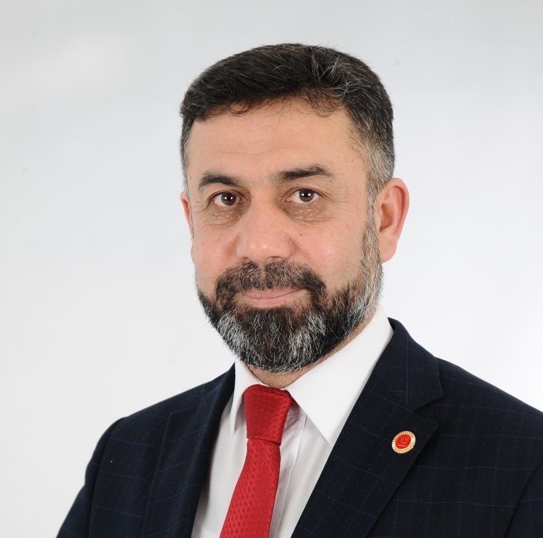 Saadet Partisi Kütahya İl Başkanlığı’nda görev değişimi yaşandı. Parti genel