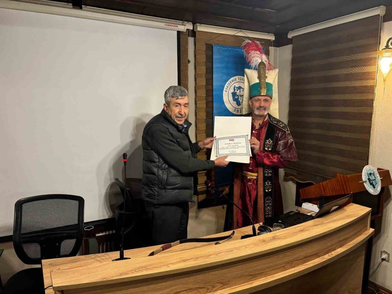 Savaş Tarihi araştırmacısı ve okçuluk uzmanı Kemankeş-Avukat Mustafa Adnan Mehel,