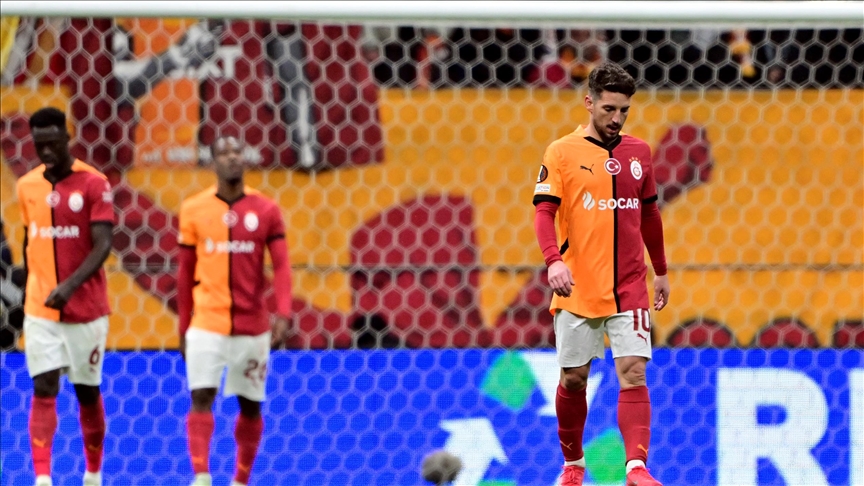 Galatasaray, UEFA Avrupa Ligi son 16 play-off turunda 4-1 kaybettiği
