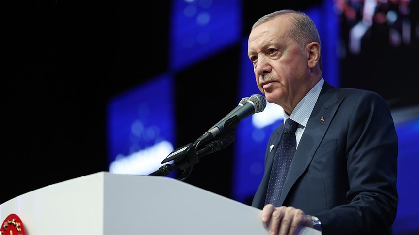 Cumhurbaşkanı Recep Tayyip Erdoğan, "Yılbaşına kadar toplam 453 bin konut